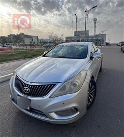 هيونداي أزيرا